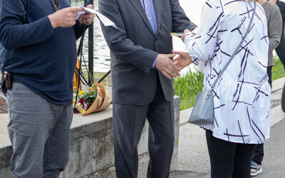 24e87988-c42c-475b-a0b4-193c7ce5c4eb_rw_600