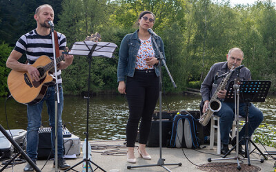 f593c542-9f02-4daf-b550-9aa737755070_rw_600